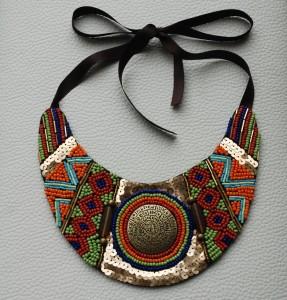 collares de bisuteria