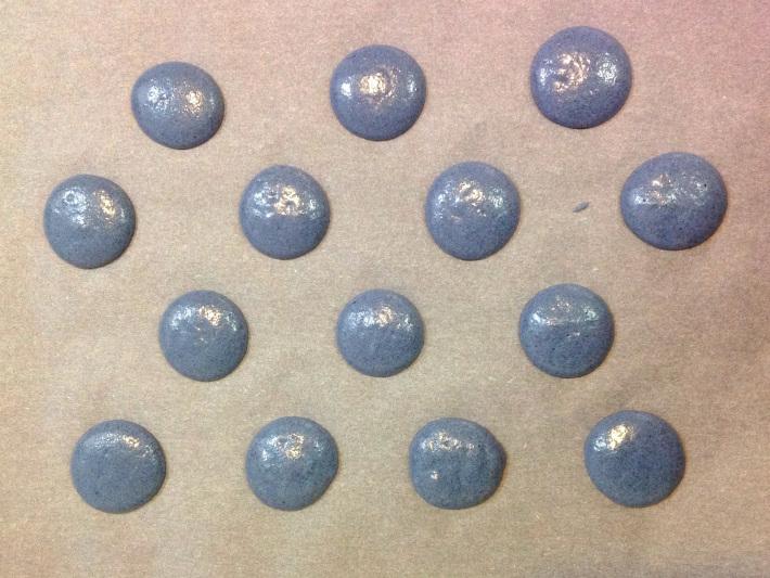 lacucharazul_macarons_arándanos