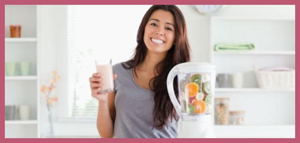 chica licuadora El peligro de las dietas DETOX 