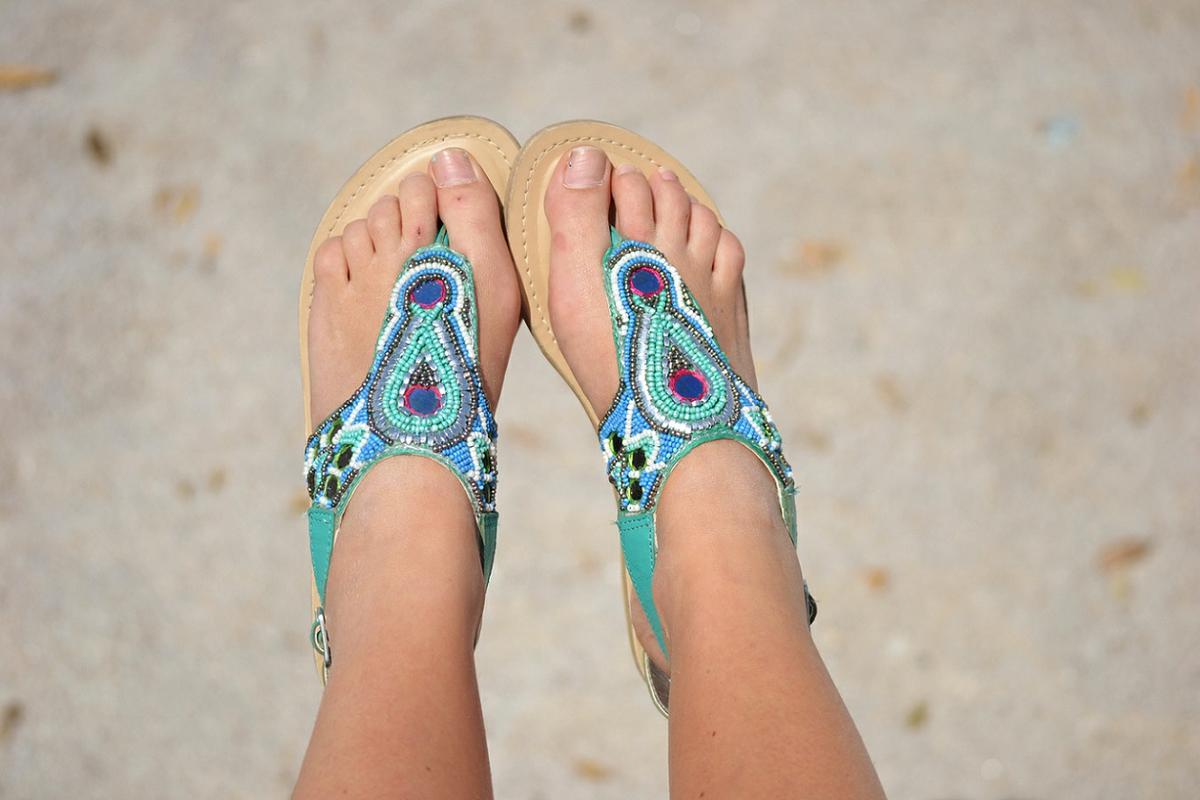 whitedahlia_embroidered-top19