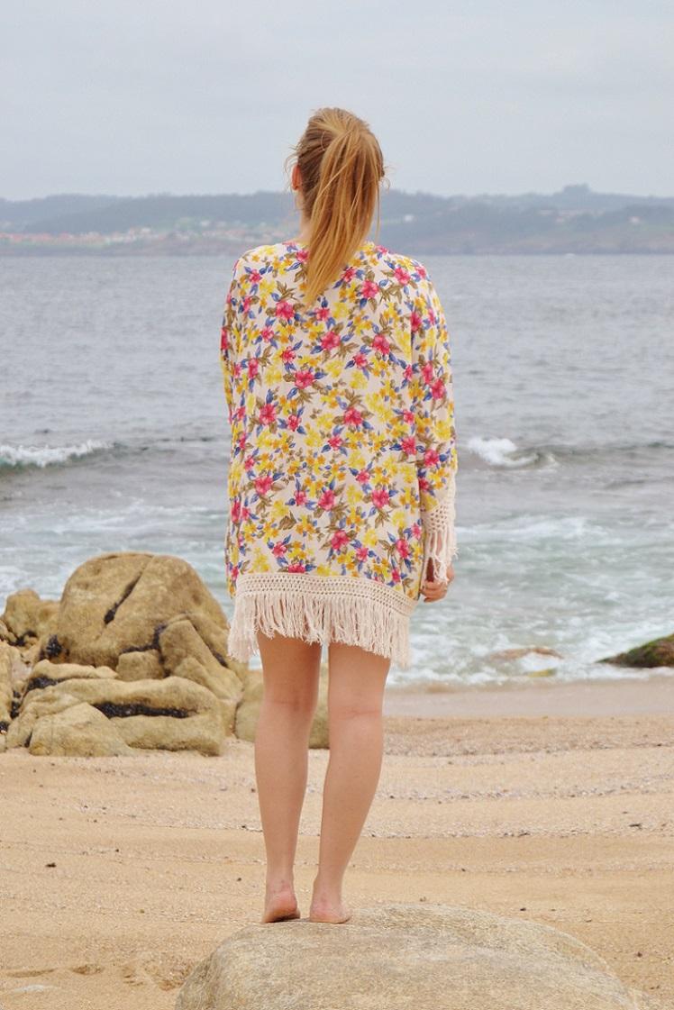 whitedahlia_beach-kimono3