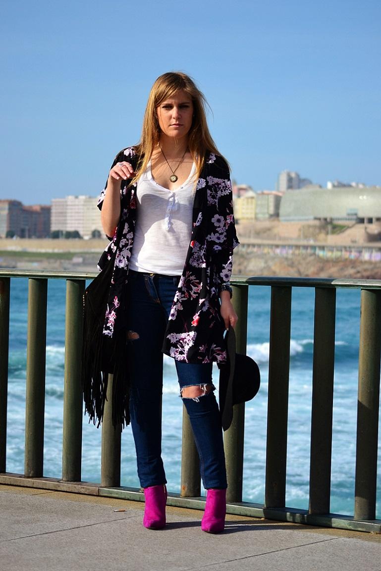 whitedahlia_flowered-kimono11