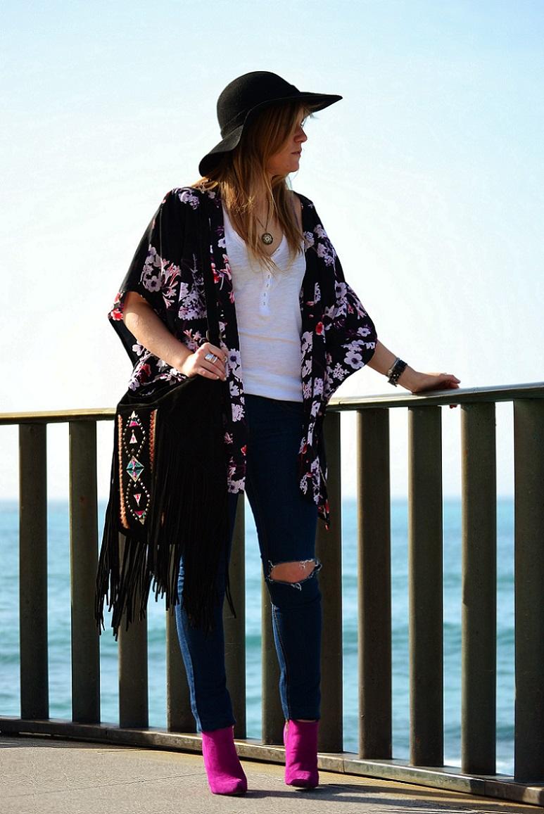 whitedahlia_flowered-kimono6