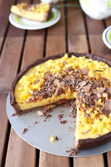 Tarta de melocotón y masa brisa de chocolate