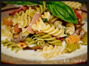 PASTA CON CREMA DE CEBOLLA Y QUESO2