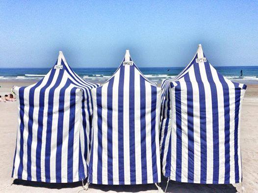 Toldos de la playa de zarautz