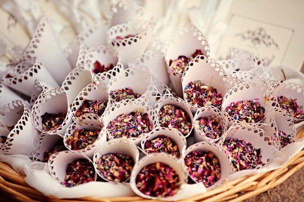 conos+para+arroz+y+confetis+novios