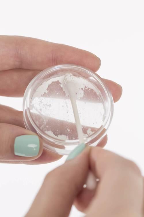 elle-baby-powder-mascara-slide-5-xln