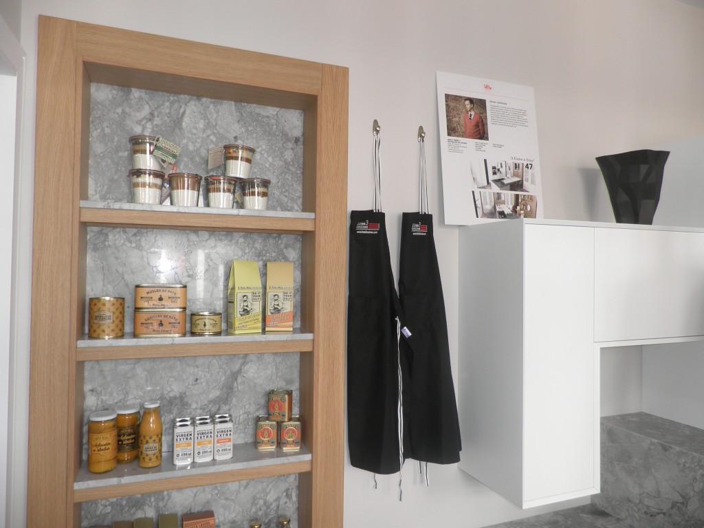 En el diseño de Línea 3 Cocinas, la estética y la funcionalidad van juntas, combinando diferentes materiles, tan de tendencía en la decoración de la cocina.