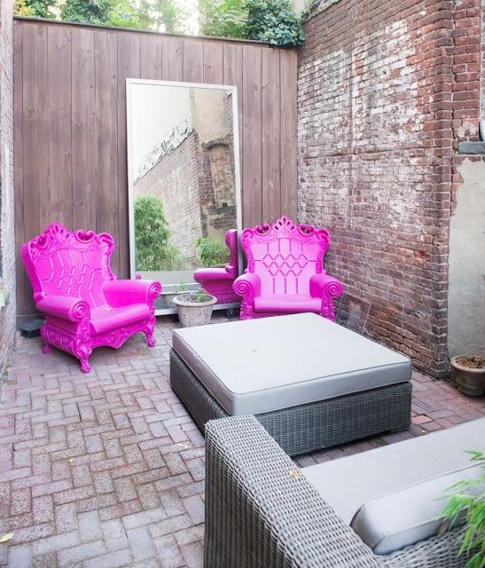 terraza interior colorida