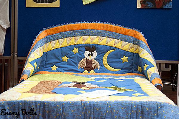 Juego de cuna con búhos