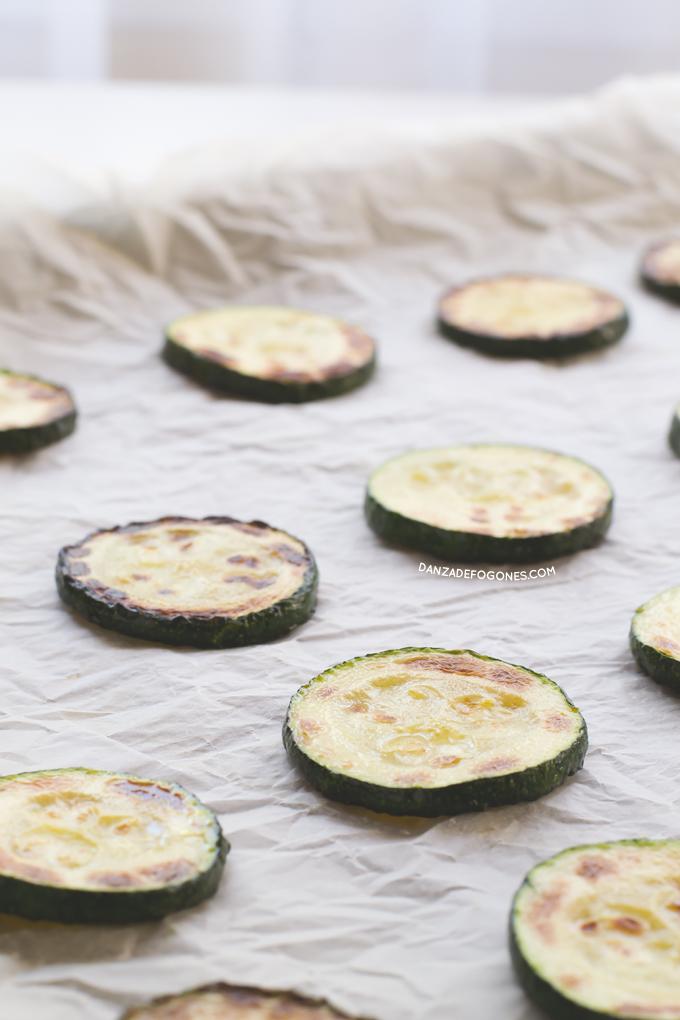 Mini pizzas con base de calabacin | danzadefogones.com