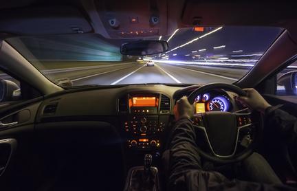 conducirdenocheconsejos Consejos para conducir de noche