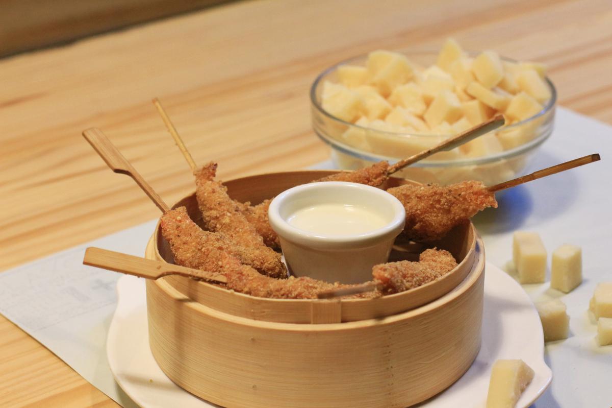 Langostinos crujientes con salsa de parmesano (Restaurante Claxon) ? receta en vídeo