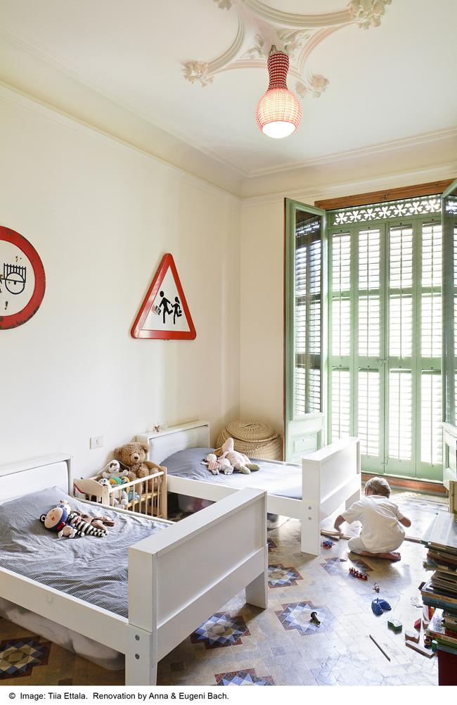 Barcelona ID406(Architects) 2 Renovation by Anna & Eugeni Bach__Tiia Ettala