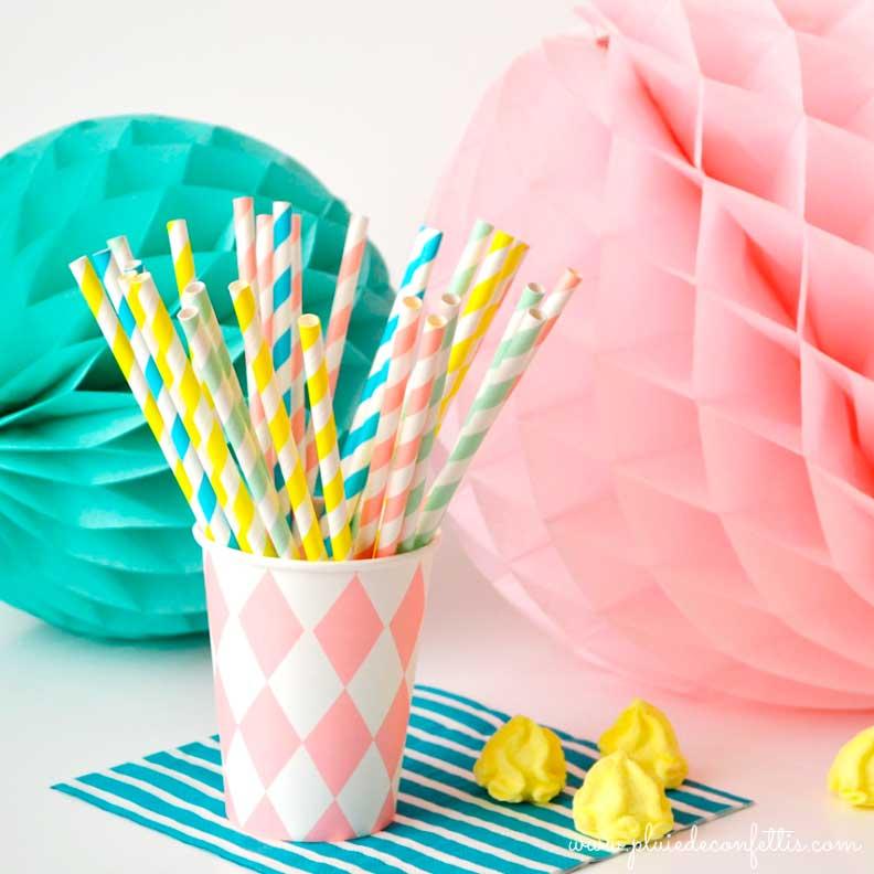 pajitas de papel de colores