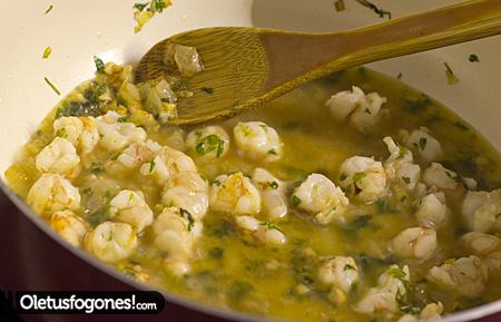 Alcachofas rebozadas en salsa