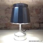 Lámpara realizada con una cafetera italiana- Lamp made out of a Bialetti coffee maker