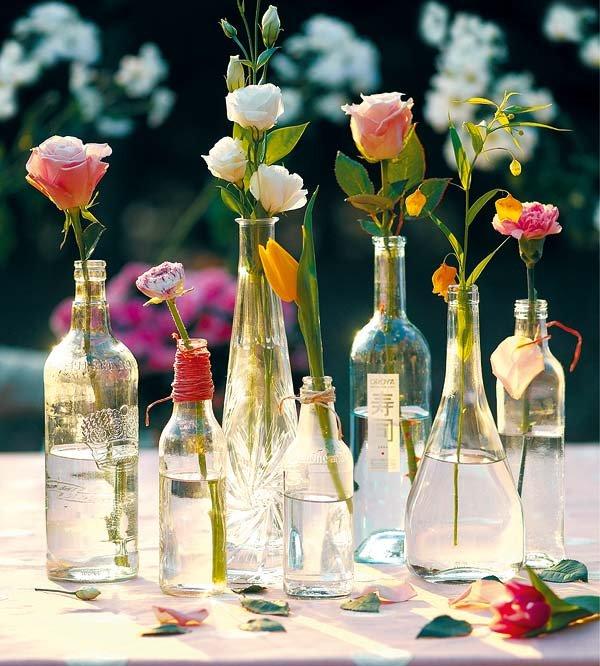 botellas-de-cristal-con-flores_ampliacion