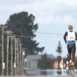 Correr en climas calurosos: ¿aumentar o disminuir el consumo de hidratos de carbono?