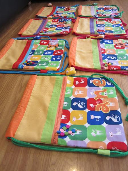 mis nancys, mis peques y yo, mochila pandilleando siete mochilas fila