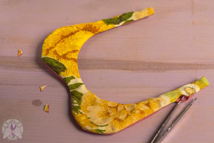 empujar las esquinas con las pinzas 10