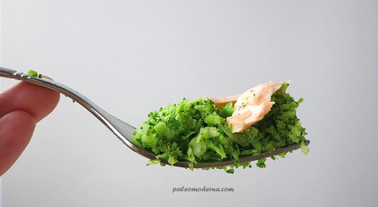 salmón cous cous brocoli, paleo