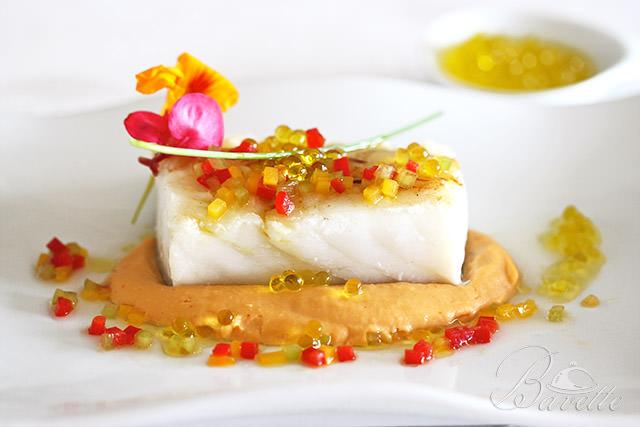 Bacalao con puré de garbanzos