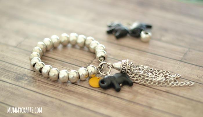 Pulsera tribal con elefante
