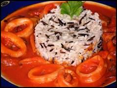 Arroz salvaje con calamares en salsa americana 009 Bonito con freitada