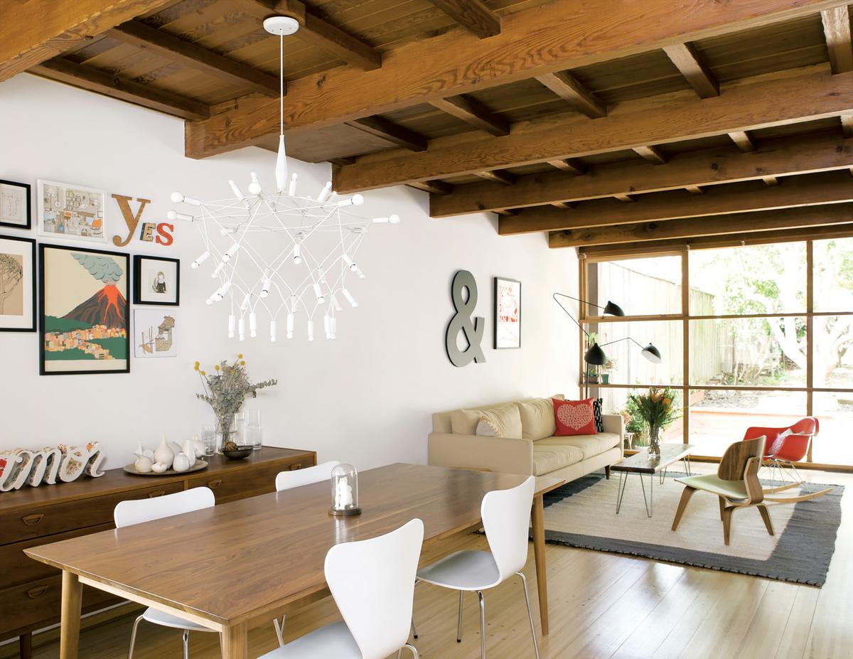 level-headed-exposed-wooden-rafters-living-room