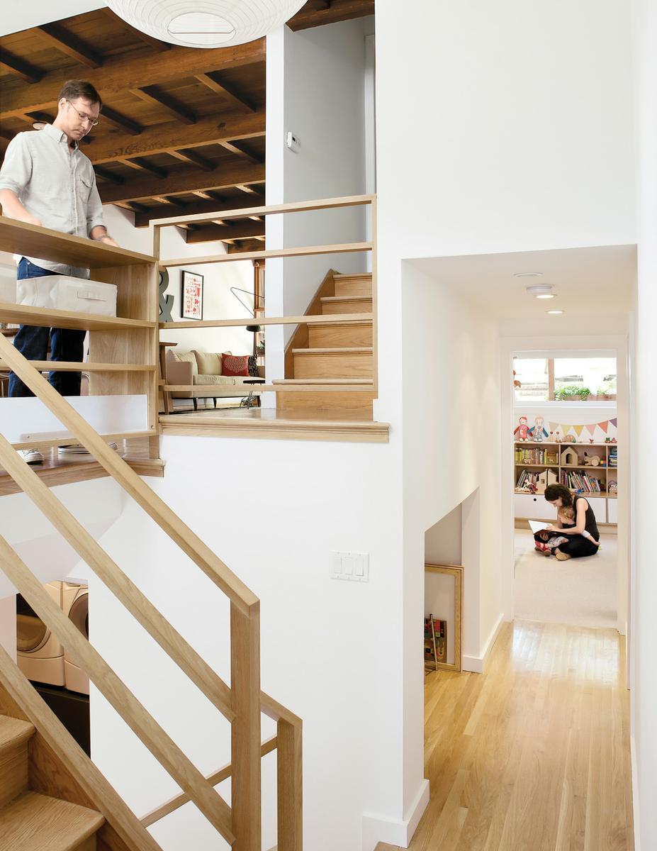 level-headed-wooden-stairs-multiple-rooms-portrait