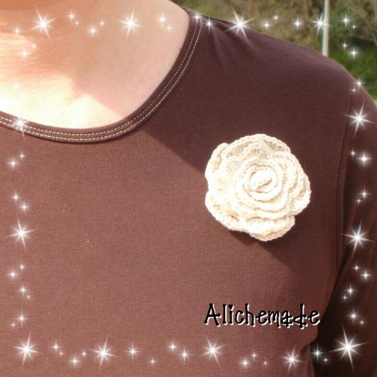 ¡Mirad que bonito queda puesto!.