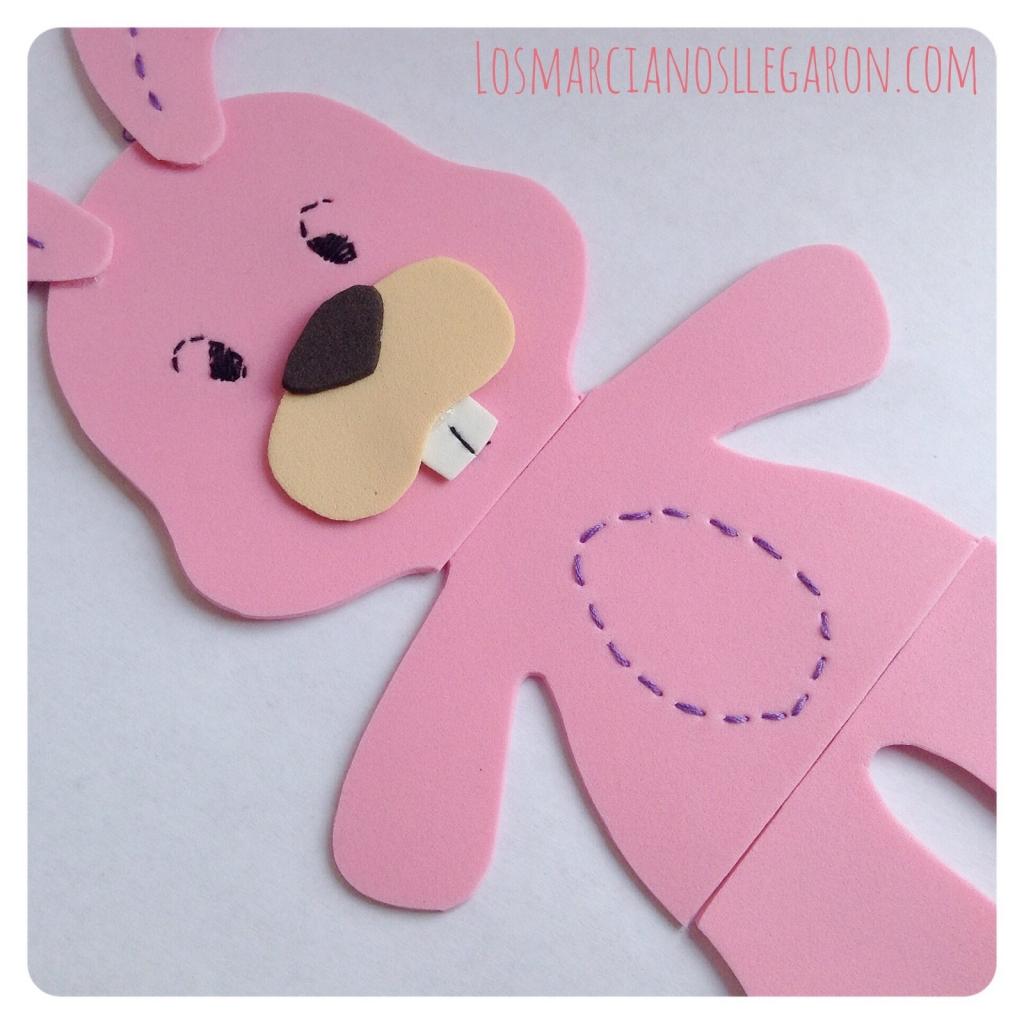 Imán con forma de conejo rompecabezas