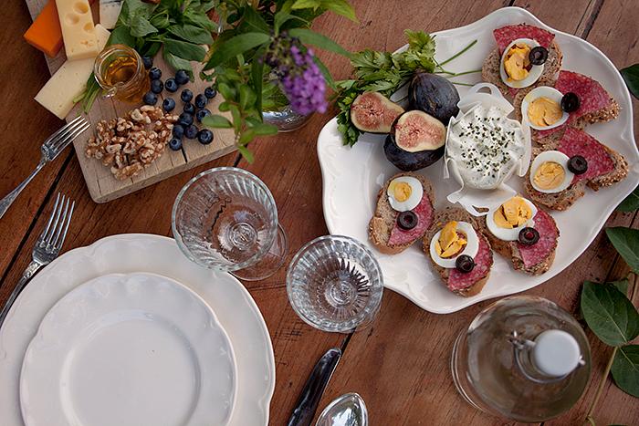 celebra-cada-dia-cenas-aire-libre-decoracion