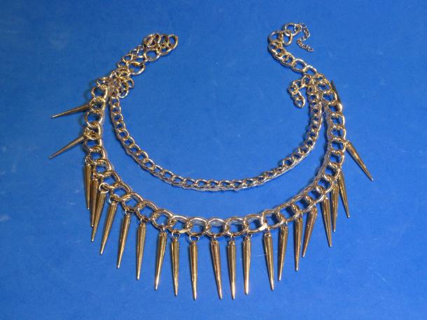 Collar pinchos DIY lapiperiadenewyorkdiy.wordpress.com 06