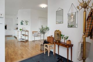 SFD983EA32E0A434EEF8EBF9D2C2A1F0AE3 (320x200)