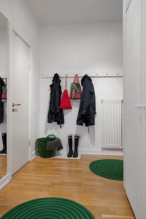 Estudio con toques de color