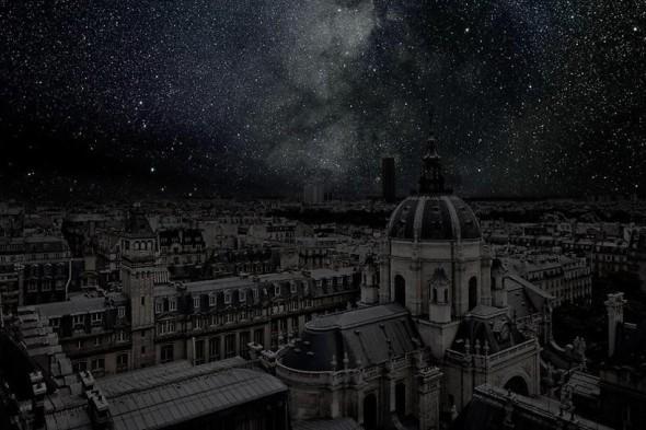 Cielo de París sin contaminación lumínica ni atmosferica