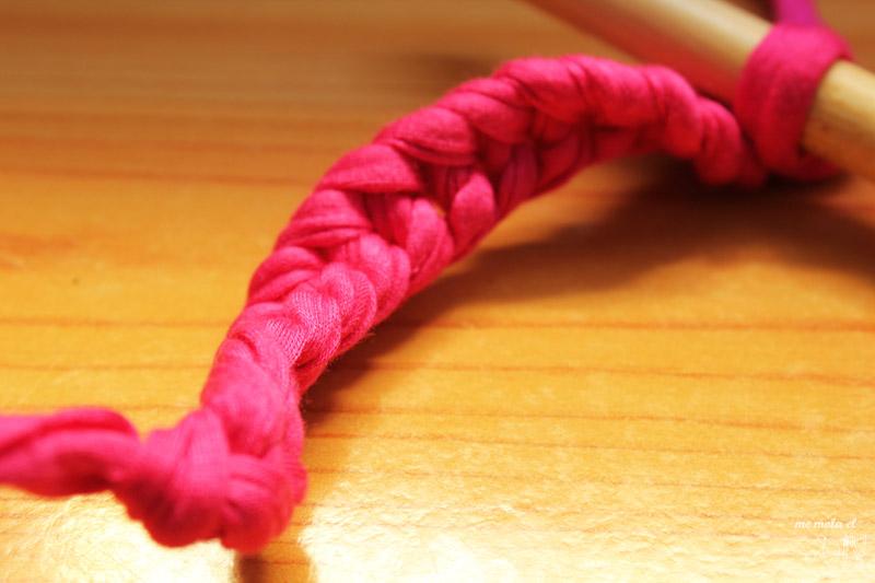 Cadeneta de crochet en trapillo