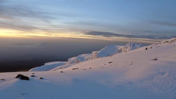 Vistas-desde-la-cima-del-monte-Kilimanjaro