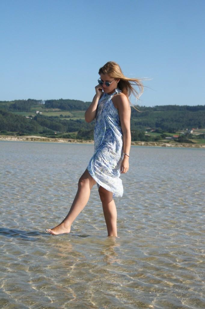 whitedahlia_on_the_beach10