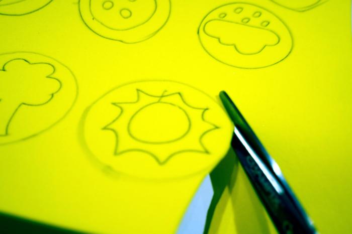 paso a paso sellos goma eva