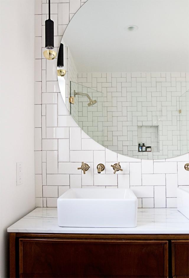 01-sinkandround-mirror