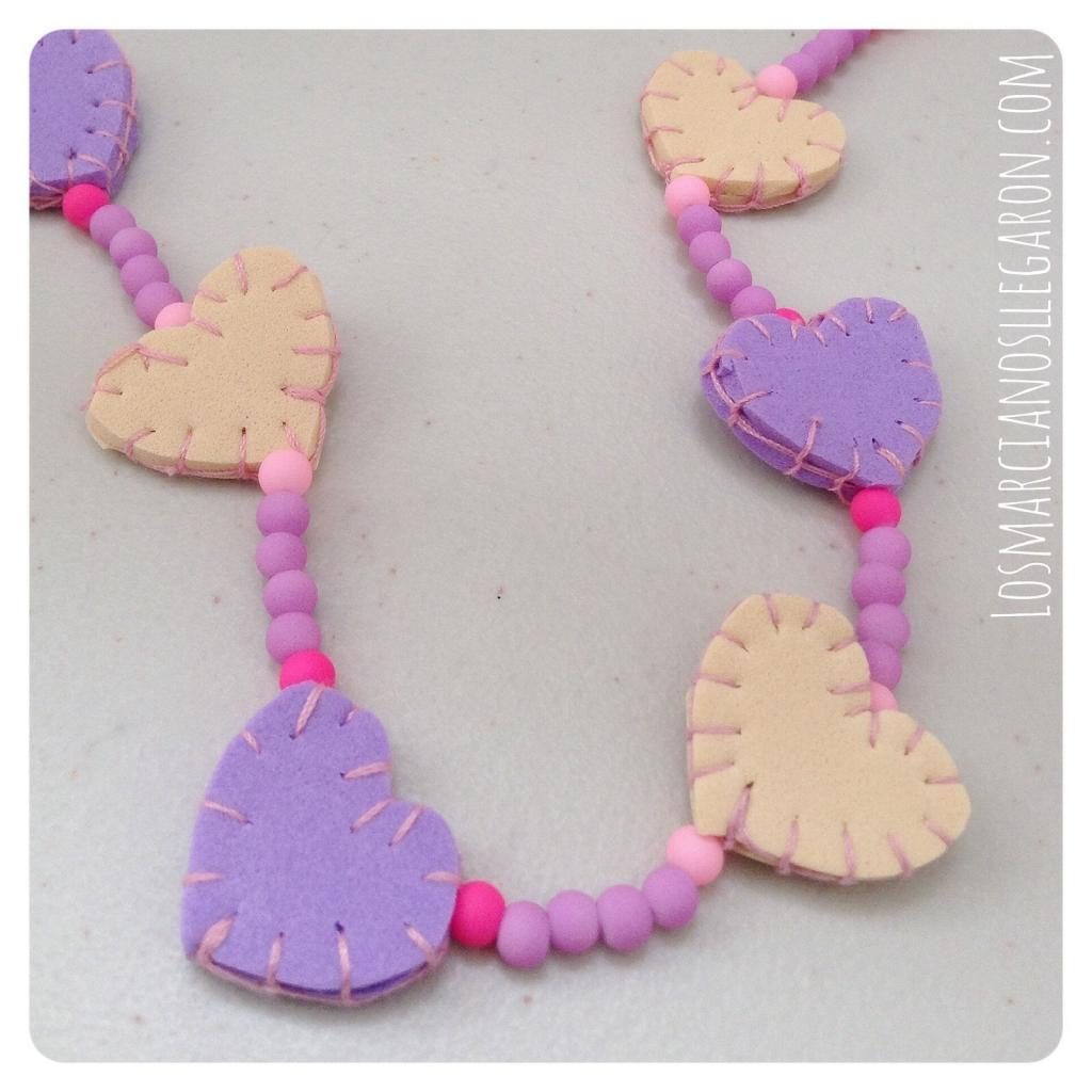collar para niñas con cuentas de foami