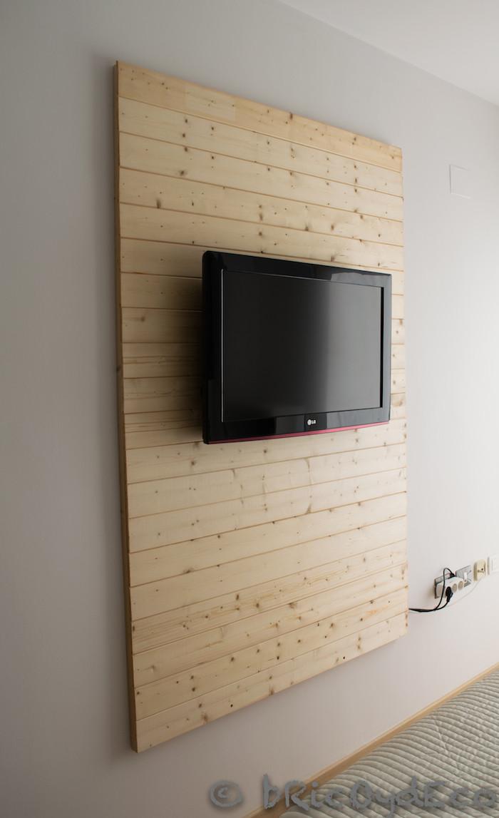 Cómo hacer un panel de madera para ocultar los cables de la televisión