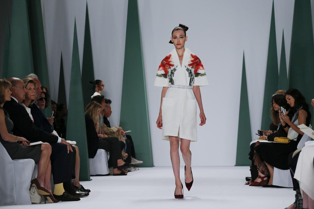 CAROLINA HERRERA NEW YORK _ SPRING 2015_ 3