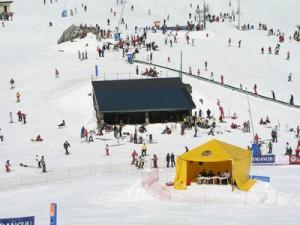 Panorámica de la estación de esquí de Candanchú, España