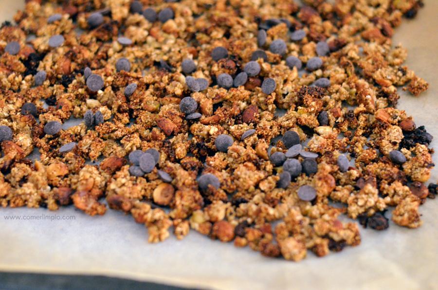 Muesli de amaranto y chocolate puro 