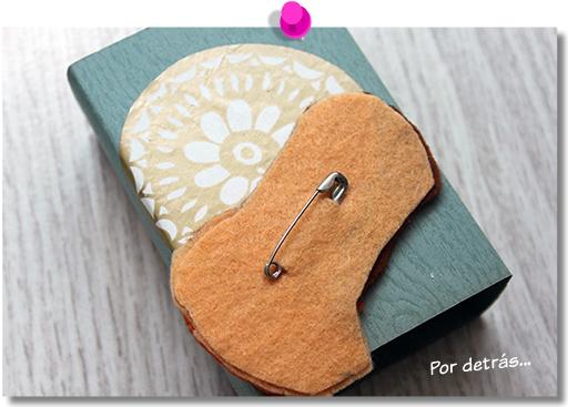 La parte trasera del broche